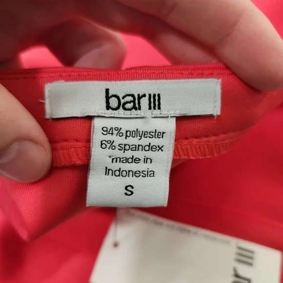 🌺NWT Bar lll fit and flare dress in hibiscus bloom 🌺 - Picture 6 of 8